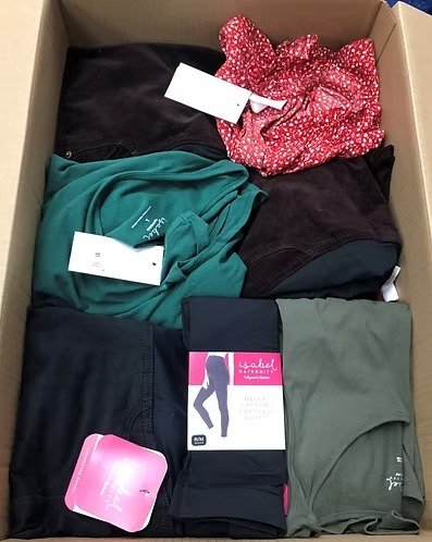 Manifested Pallet of Maternity Clothing - Image 7